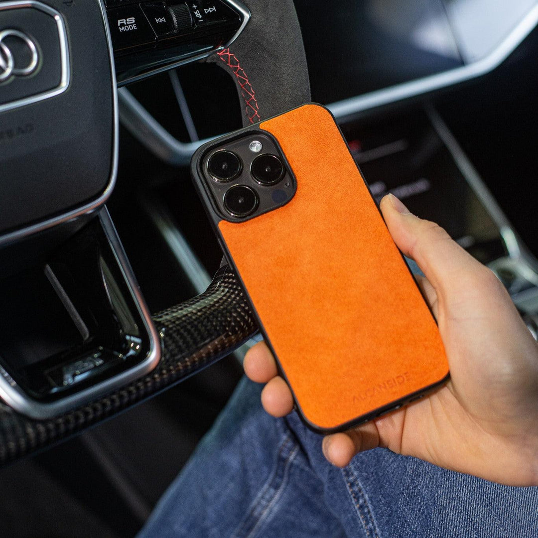 iPhone 14 Plus - Alcantara Back Cover - Orange - Alcanside