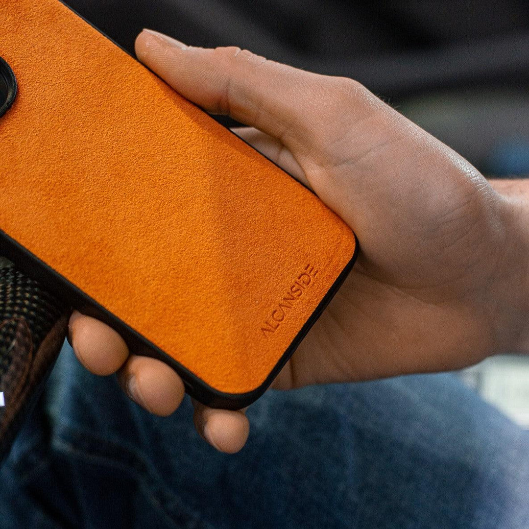 iPhone 14 - Alcantara Back Cover - Orange - Alcanside